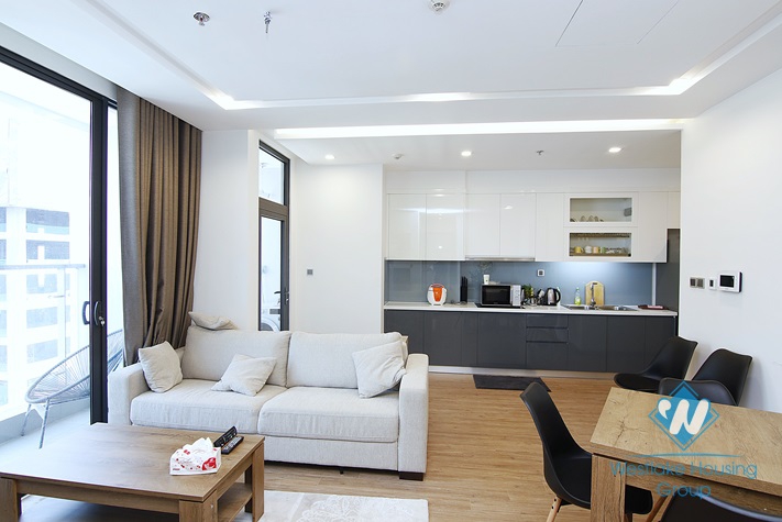 Brand new 2 bedroom apartment for rent in Metropolis Lieu Giai, Ba Dinh