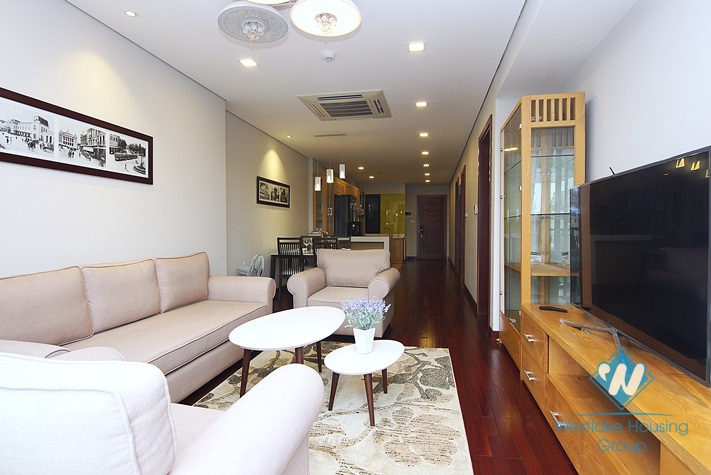 Spacious 2 bedrooms apartment for rent in Xuan Dieu, Tay Ho