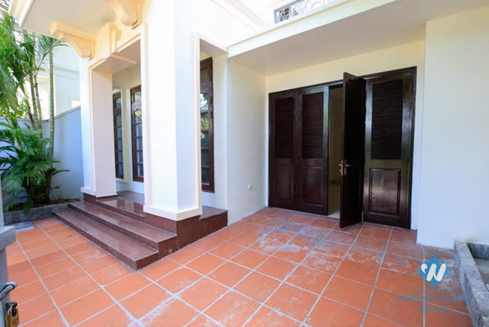A good villa with furnished furniture for rent in Ciputra D Block