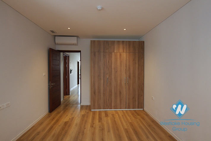 A stylish 2 bedroom apartment for rent on Tu Hoa street