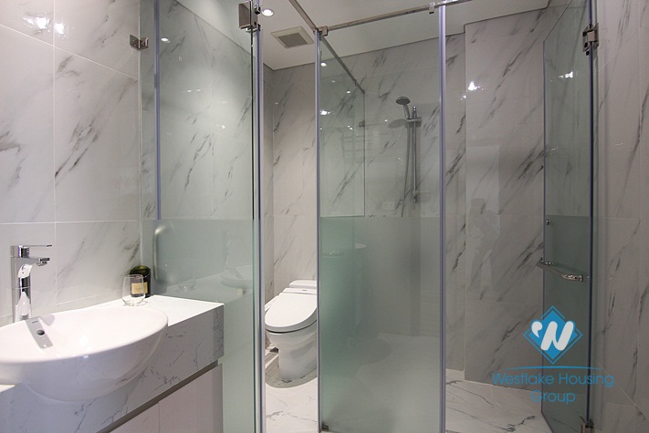 A stylish 2 bedroom apartment for rent on Tu Hoa street