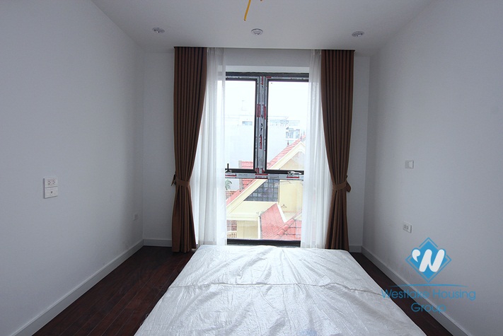 A charming 4 bedrooms apartment for rent in Tay Ho