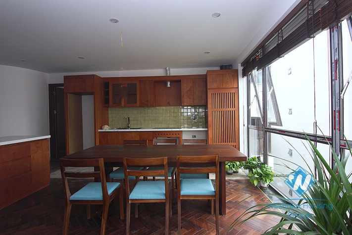 A charming 4 bedrooms apartment for rent in Tay Ho
