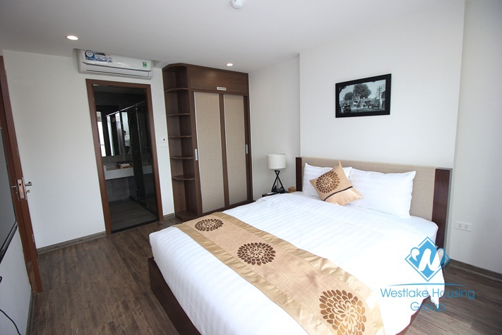 A luxurious 2 bedroom apartment for rent in Ba Dinh District