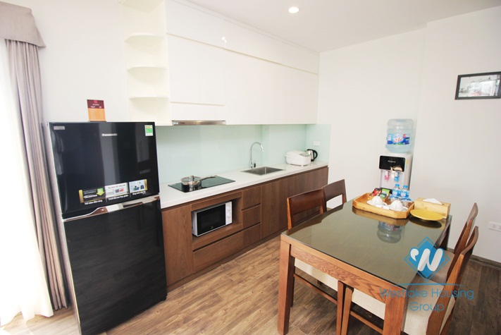 A luxurious 2 bedroom apartment for rent in Ba Dinh District