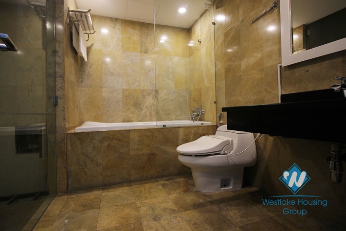 A shiny serviced apartment with 2 bedrooms for rent on Kim Ma street