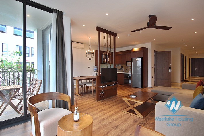 An exquisite 3 bedroom apartment for rent on Dang Thai Mai street