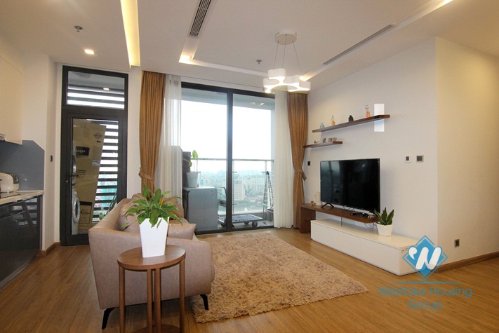 A beautiful furnished apartment for rent in Vinhome Metropolis, Ba Dinh