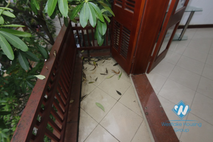 An affordable house for rent in Truc Bach Island