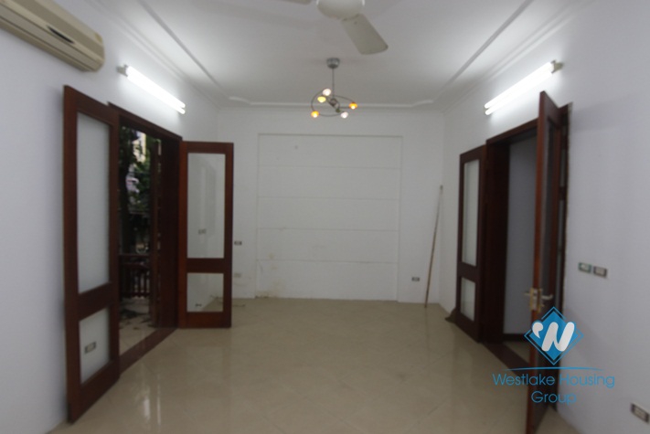 An affordable house for rent in Truc Bach Island