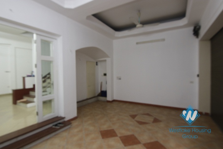 An affordable house for rent in Truc Bach Island