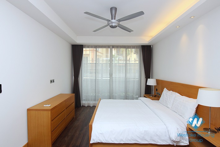 Bright spacious 2 bedrooms apartment for rent in central Tay Ho, Hanoi