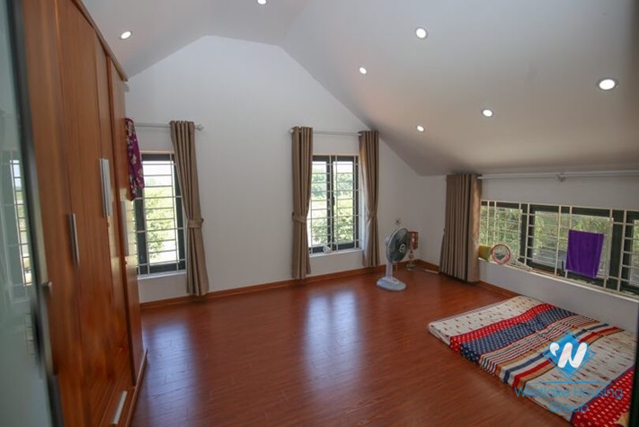 Big garden house for rent in Ngoc Thuy, Long Bien area 