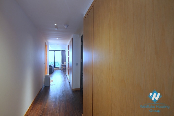 Bright spacious 2 bedrooms apartment for rent in central Tay Ho, Hanoi