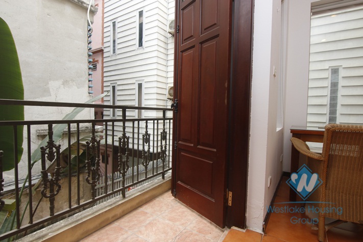 A spacious onne-bedroom apartment on Tran Phu street, Ba Dinh, Hanoi