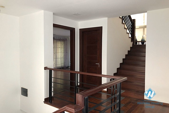 A spacious, modern villa for rent in Vuon Dao Compound