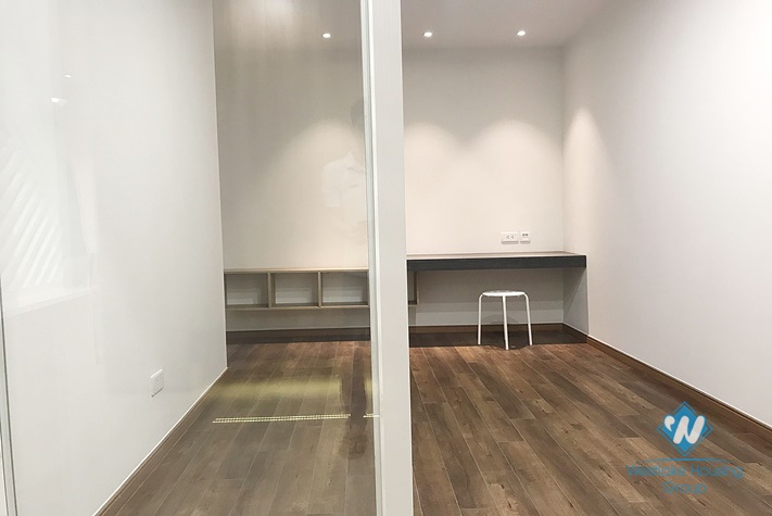 A shiny apartment with 3 bedrooms for rent in Ciputra