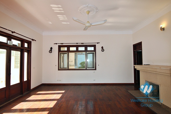 Swimming pool house for rent on To Ngoc Van, Tay Ho, Ha Noi
