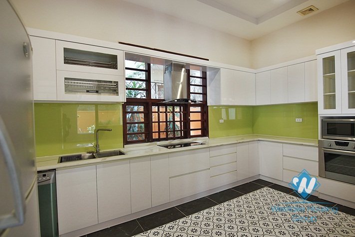 Swimming pool house for rent on To Ngoc Van, Tay Ho, Ha Noi