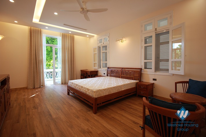 A brand-new 3 story villa in Ciputra, Tay Ho for rent