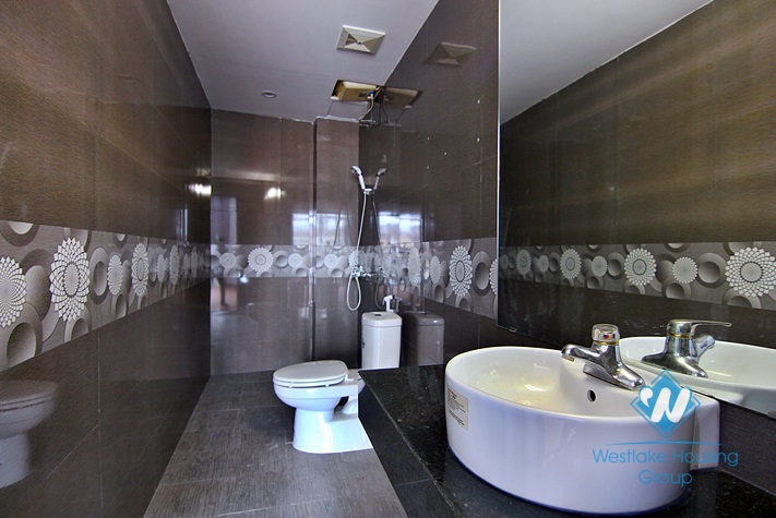 A brand new and nice 5 bedroom house for rent in Au co, Tay ho