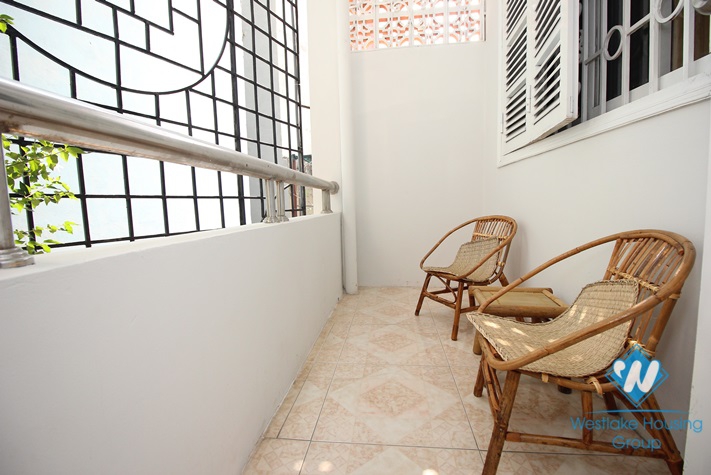 Simple and low-priced one bedroom apartment on Phan Huy Ich, Ba Dinh, Hanoi