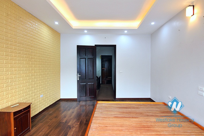 A brand new and nice 5 bedroom house for rent in Au co, Tay ho