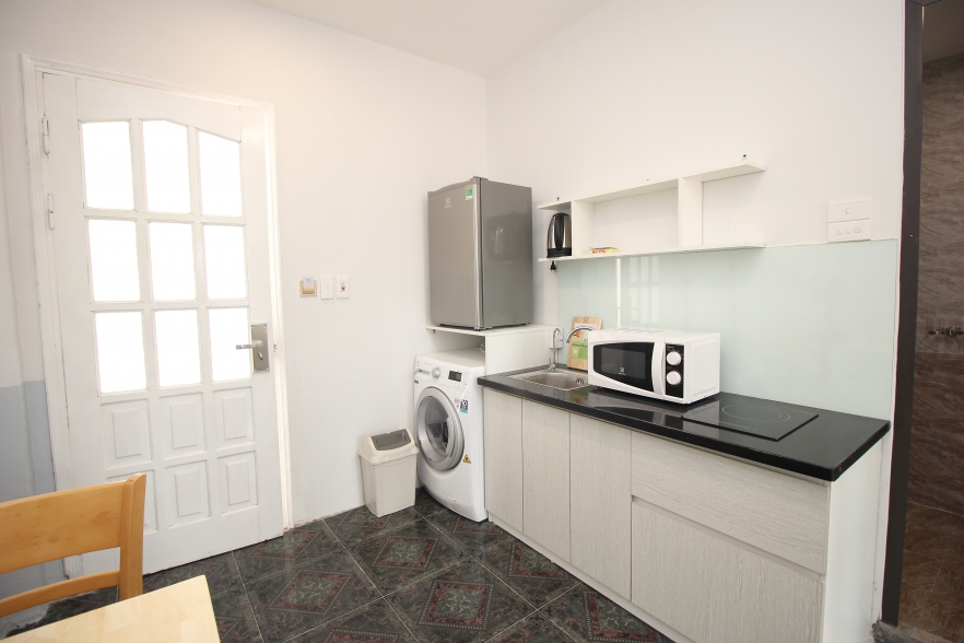 Bright one bedroom apartment for rent in Phan Huy Ich, Ba Dinh area