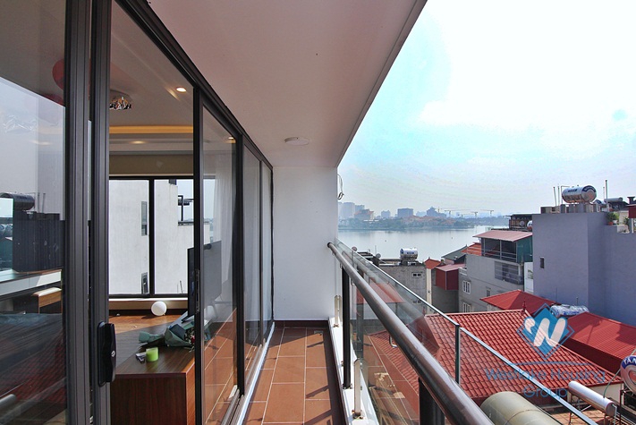 A beautiful 2 bedroom apartment with lake view in Nhat Chieu, Tay Ho