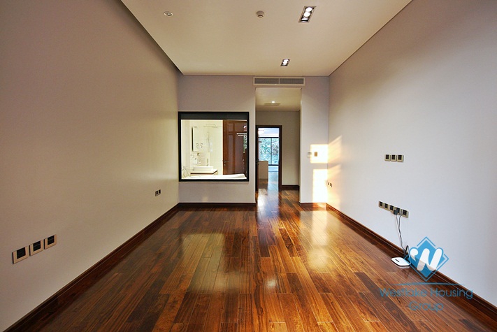 A stunning 4 bedroom apartment for rent in To ngoc van, Tay ho, Ha noi