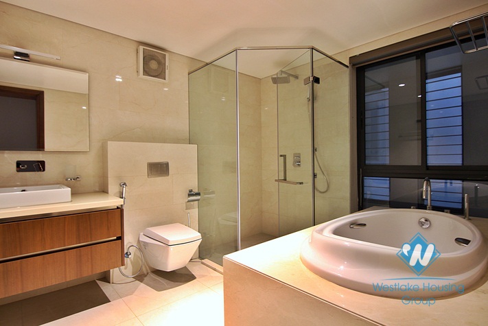 A stunning 4 bedroom apartment for rent in To ngoc van, Tay ho, Ha noi