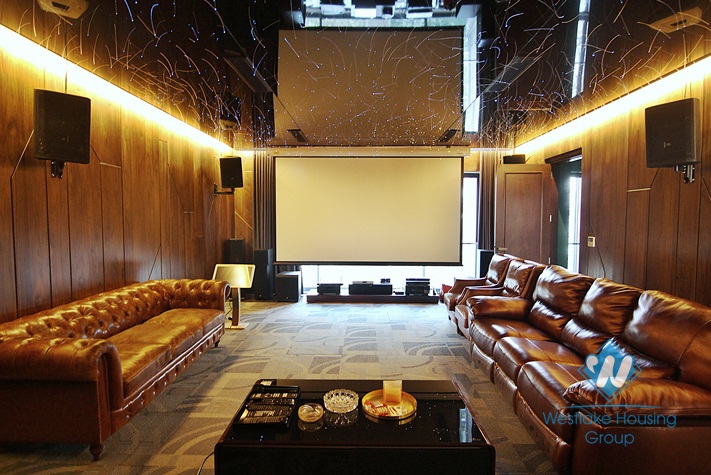 A stunning 4 bedroom apartment for rent in To ngoc van, Tay ho, Ha noi