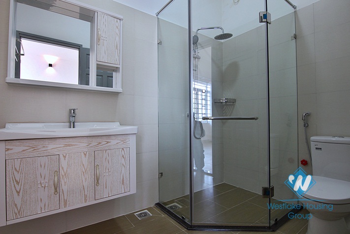 A brand new 8 bedroom house for rent in Au Co, Tay Ho, Ha Noi