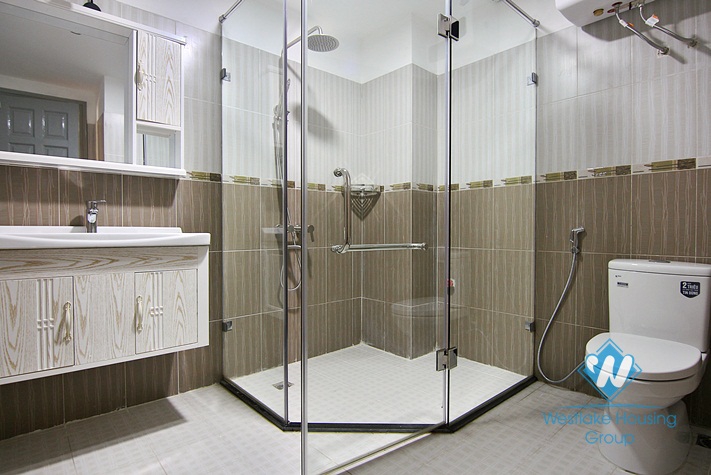 A brand new 8 bedroom house for rent in Au Co, Tay Ho, Ha Noi