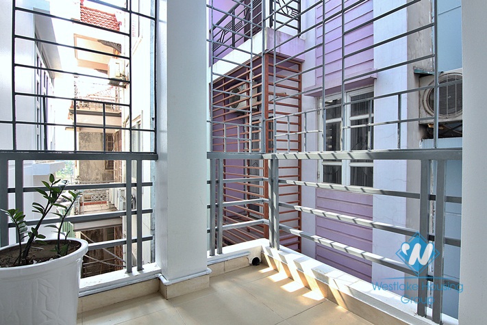 A brand new 8 bedroom house for rent in Au Co, Tay Ho, Ha Noi