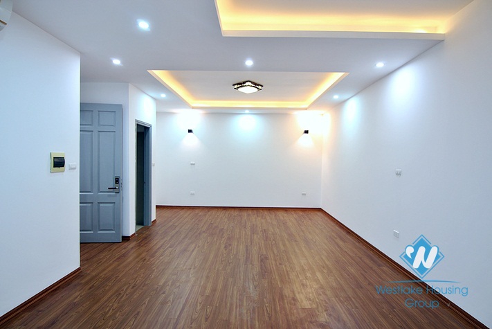 A brand new 8 bedroom house for rent in Au Co, Tay Ho, Ha Noi