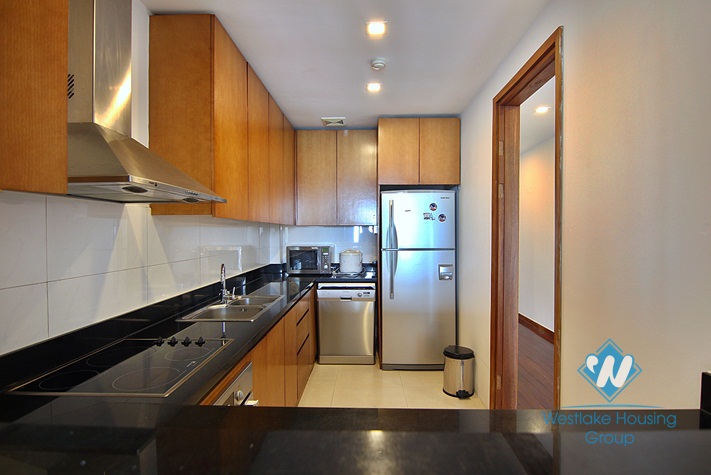 A beautiful 3 bedroom apartment with lake view in Xuan Dieu, Tay Ho
