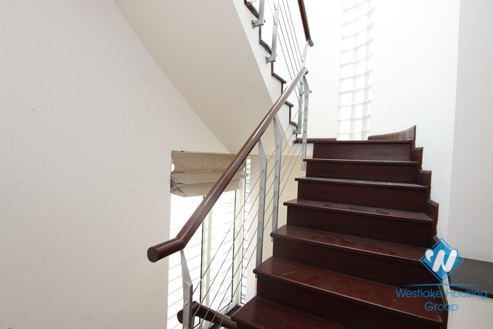 A cozy four-bedroom house close to the Old Quater on To That Thiep street, Ba Dinh district