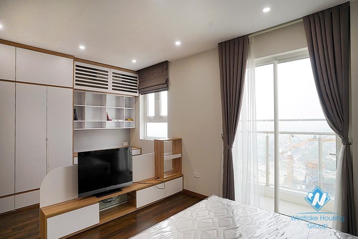 A flashy apartment located in Ciputra Complex for rent