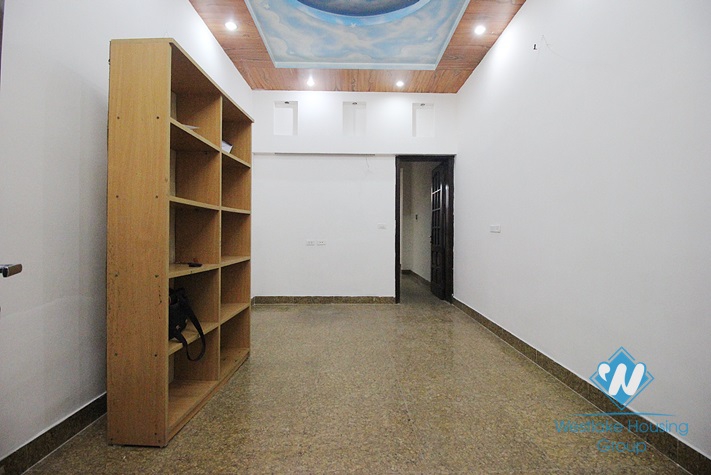 Unfurnished house to make an office for rent in Phung Chi Kien, Cau Giay