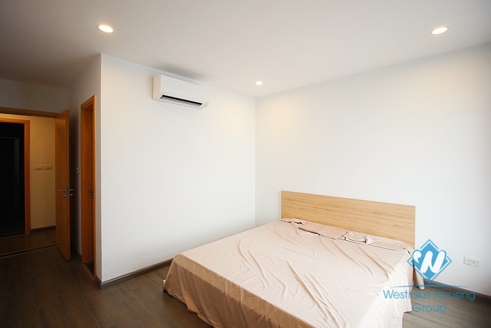 Brand new three bedrooms apartment for retn in FLC building, Cau Giay, Ha Noi