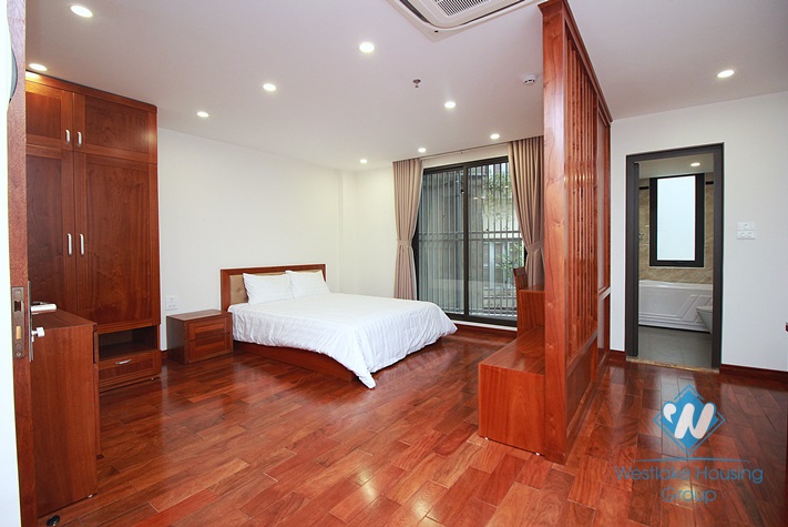 Well-furnished 2 bedrooms apartment for rent in Dao Tan, Ba Dinh