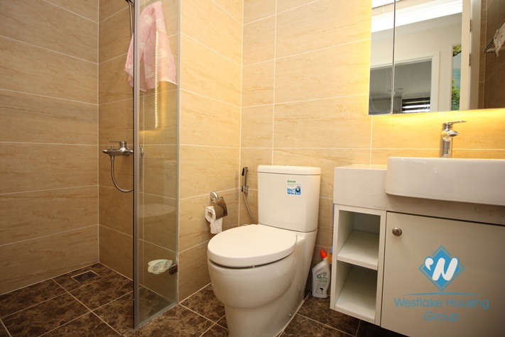 Lake view two bedrooms apartment for rent in Dcapital, Tran Duy Hung, Cau Giay