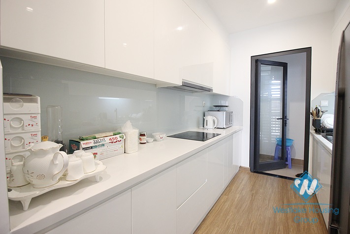 High floor three bedrooms apartment for rent in Skylake Pham Hung, Cau Giay