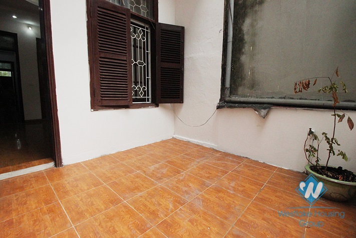 Unfurnished house to make an office for rent in Phung Chi Kien, Cau Giay