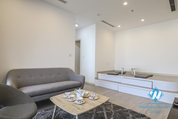Morden two bedrooms apartment for rent in Vinhomes Metropolis, Ba Dinh, Hanoi