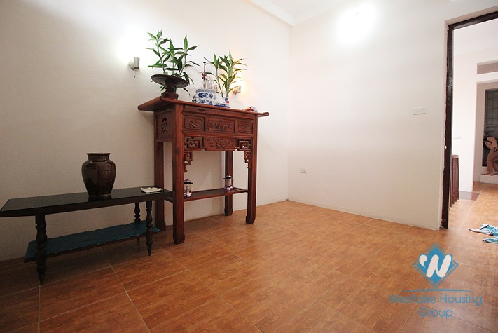 Unfurnished house to make an office for rent in Phung Chi Kien, Cau Giay