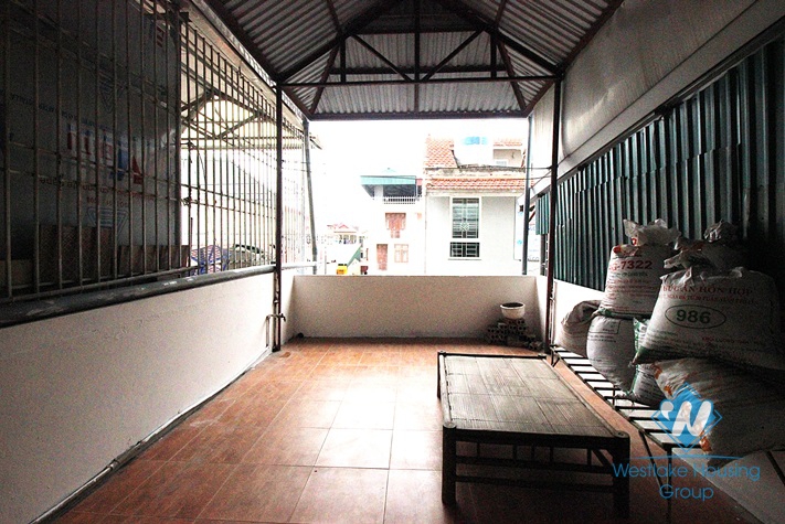 Unfurnished house to make an office for rent in Phung Chi Kien, Cau Giay