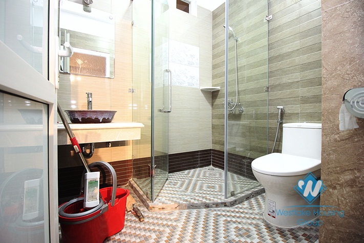 An inexpensive studio on Ngoc Khanh street, Ba Dinh, Hanoi