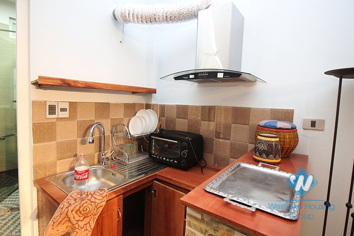 An inexpensive studio on Ngoc Khanh street, Ba Dinh, Hanoi